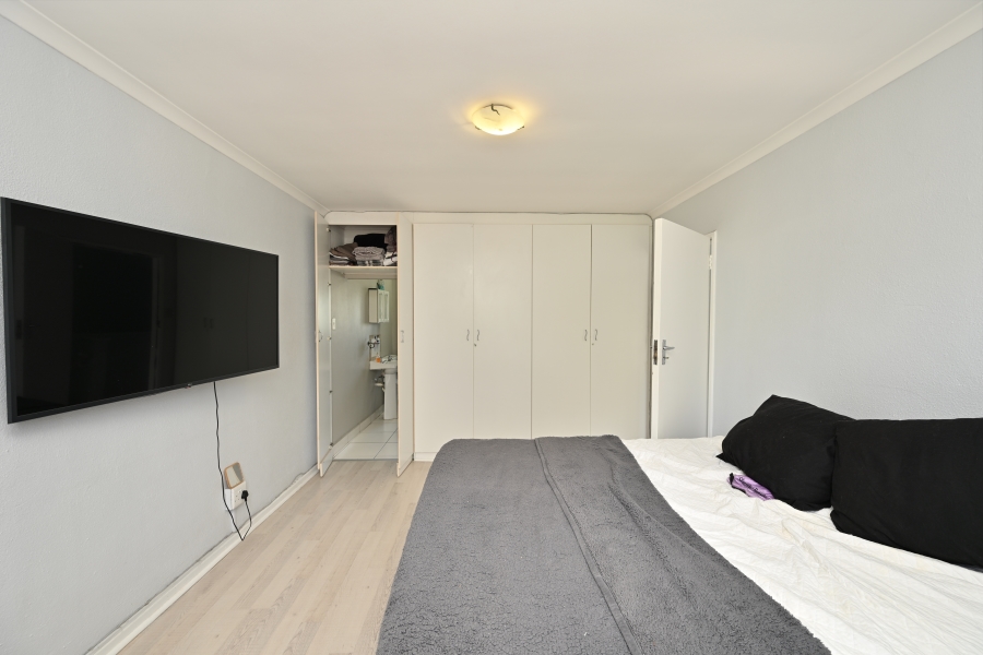 3 Bedroom Property for Sale in Table View Western Cape